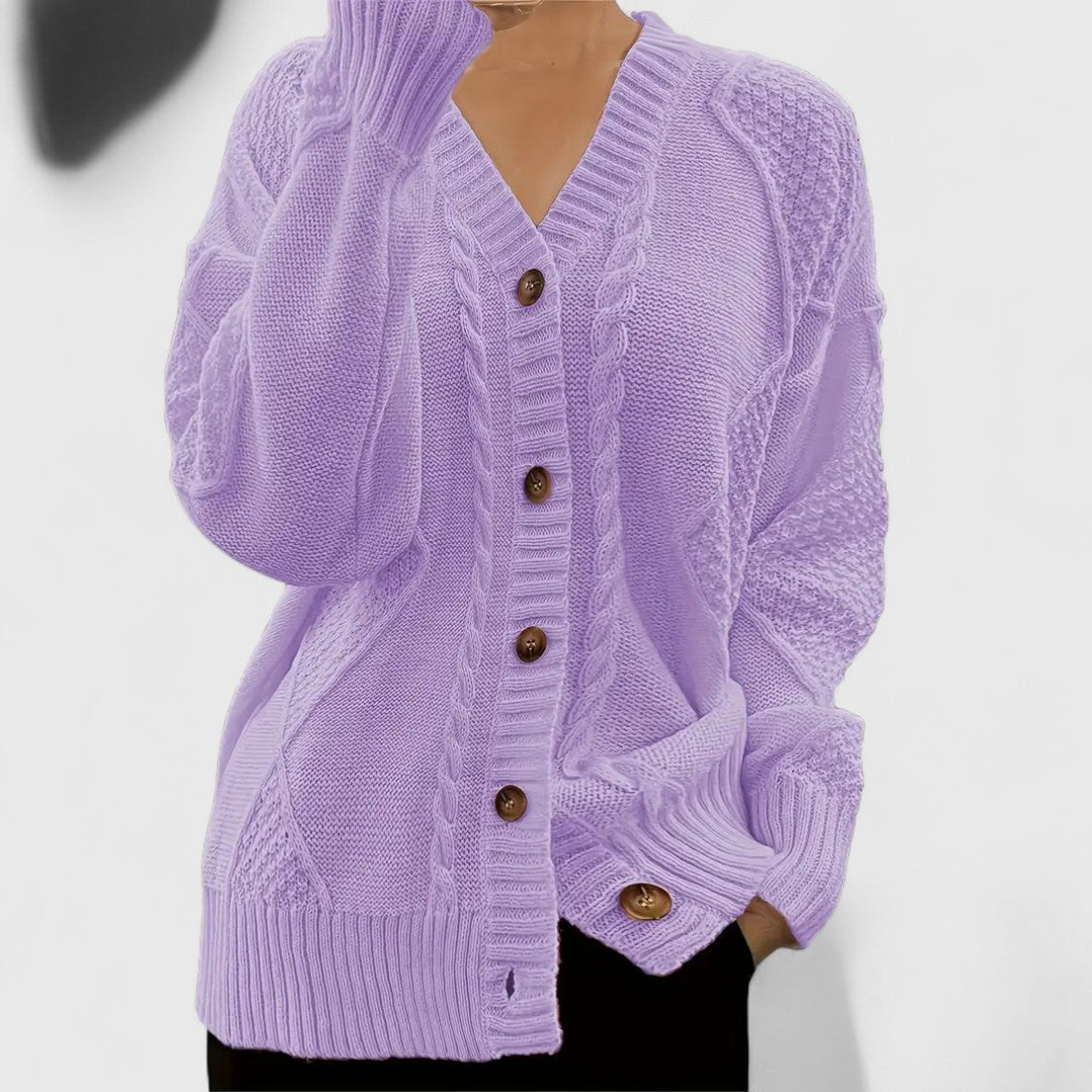 Gina - Chic and Stylish Cardigan