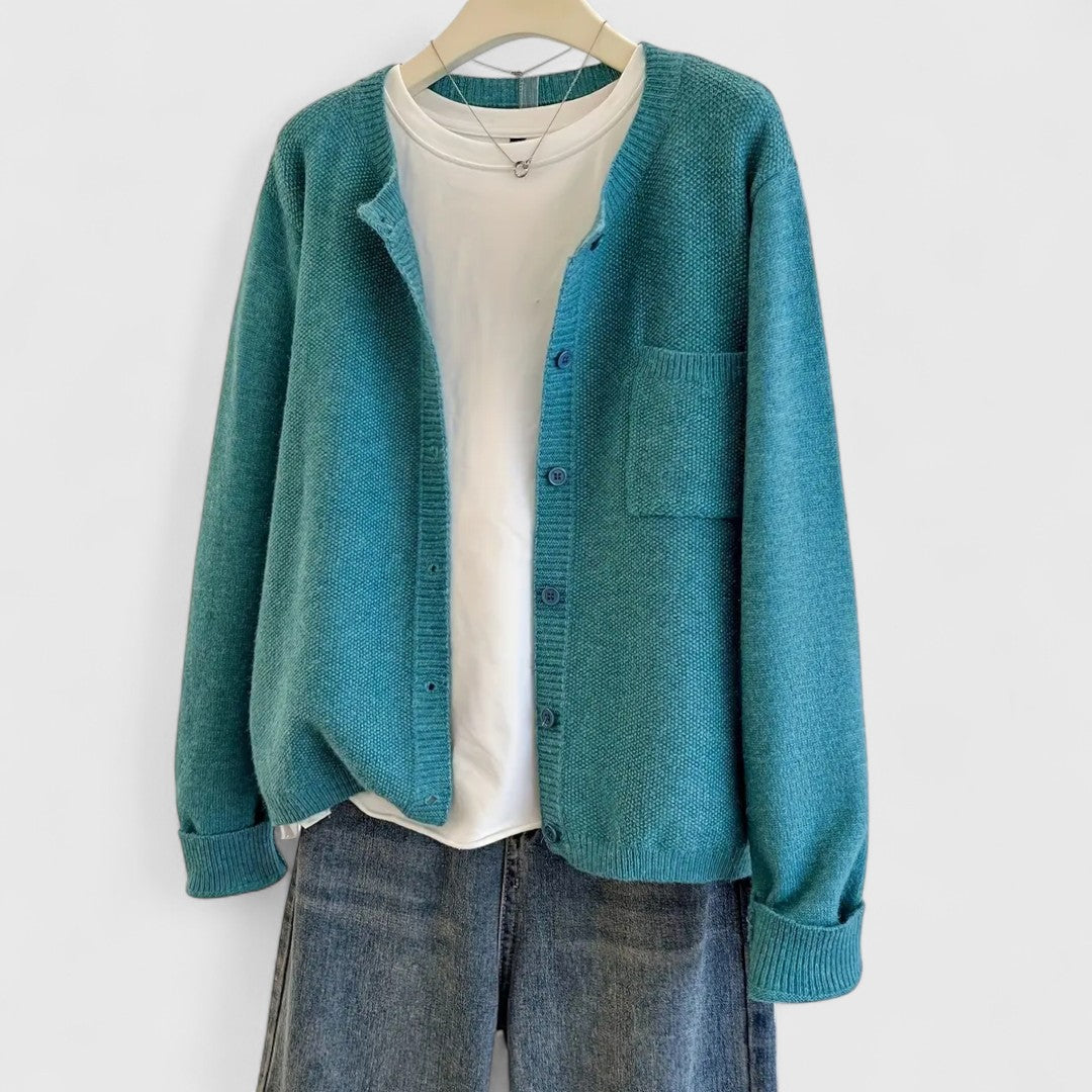 Clara - Relaxed Button-Up Cardigan