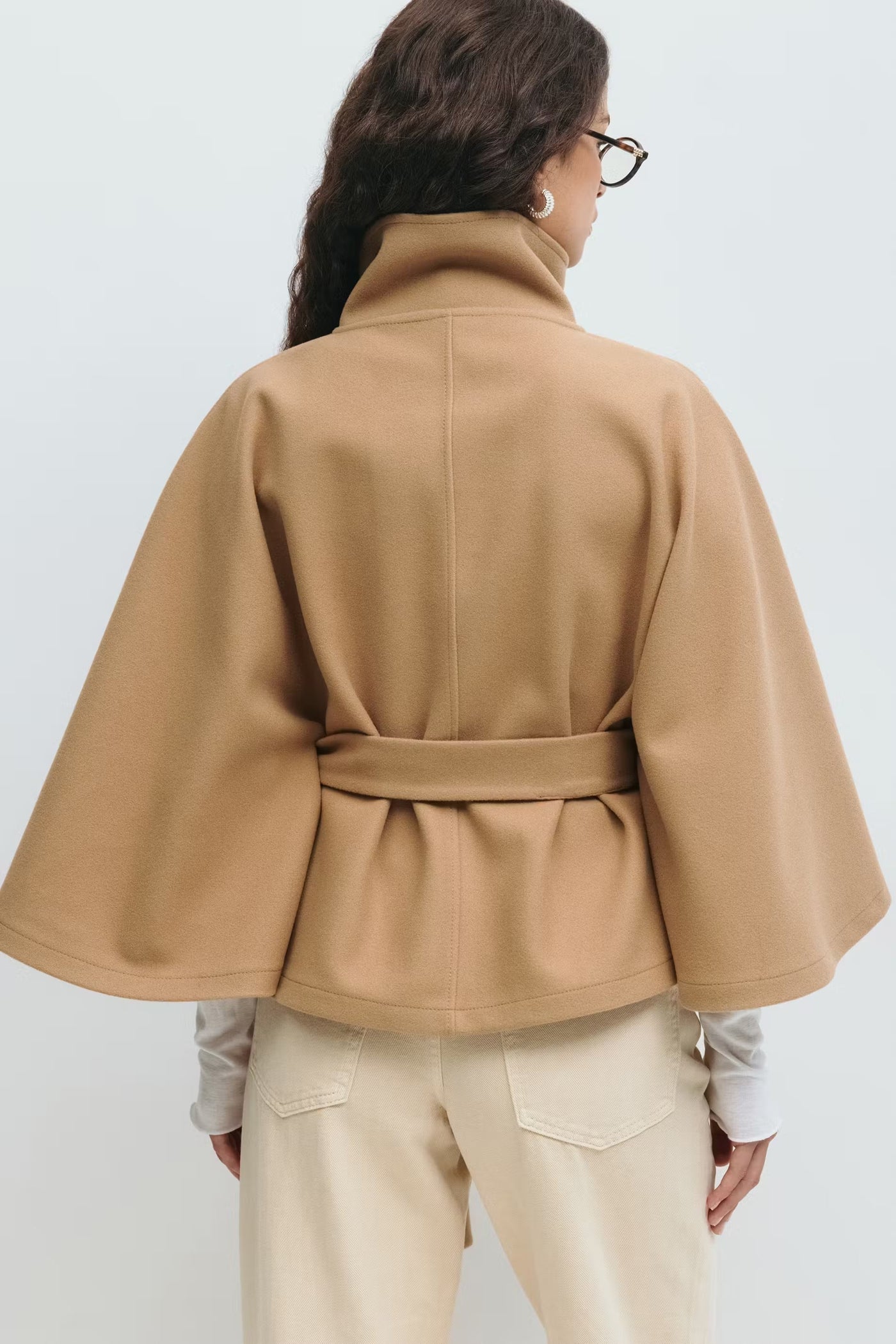Bälte Cape Jacket