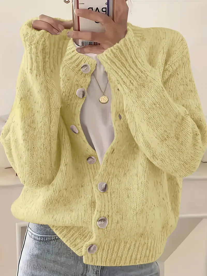 Livia – Stylish Cardigan