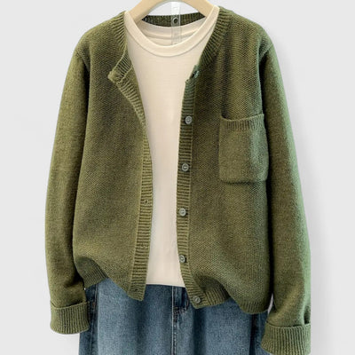 Clara - Relaxed Button-Up Cardigan