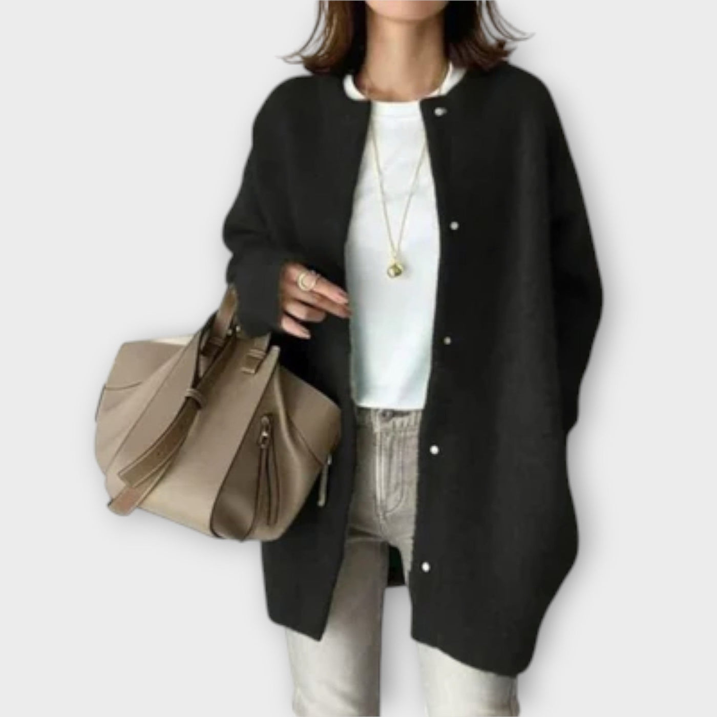 Valerie - Chic and Stylish Cardigan