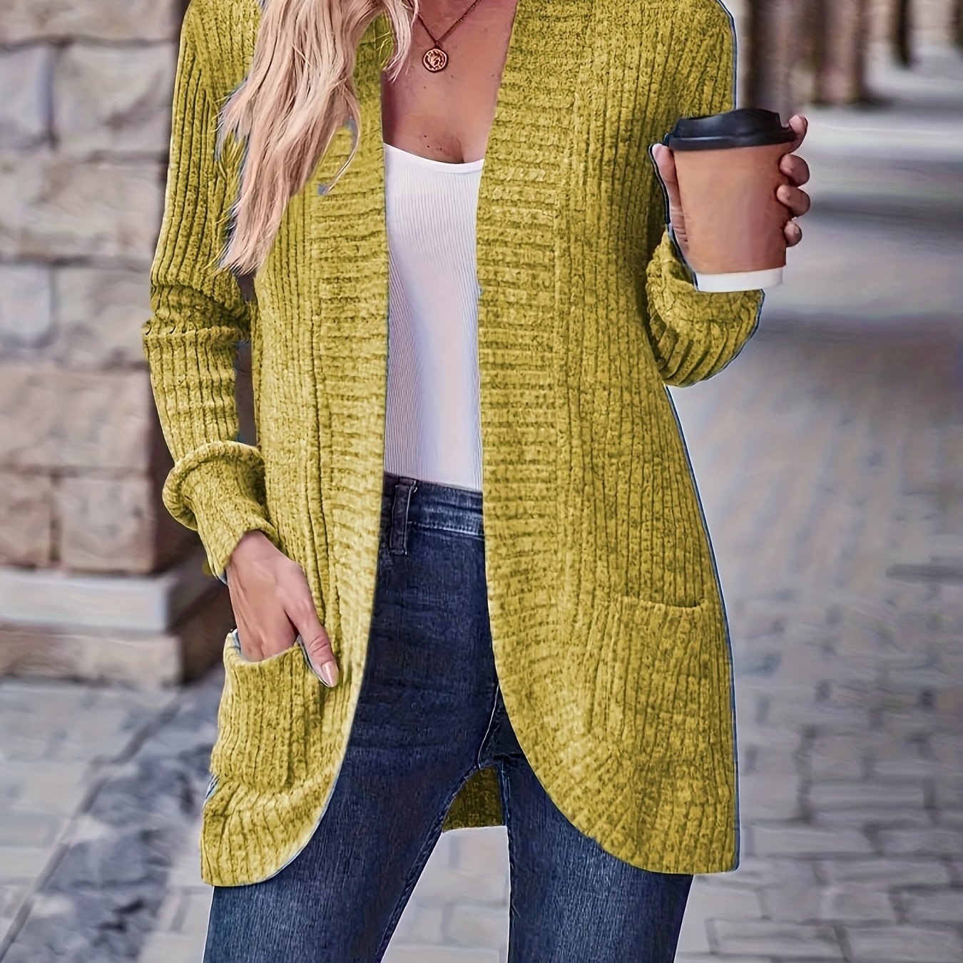 Valmai - Chic Cardigan