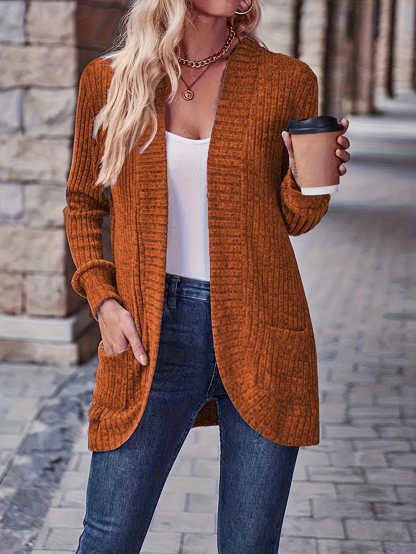 Valmai - Chic Cardigan