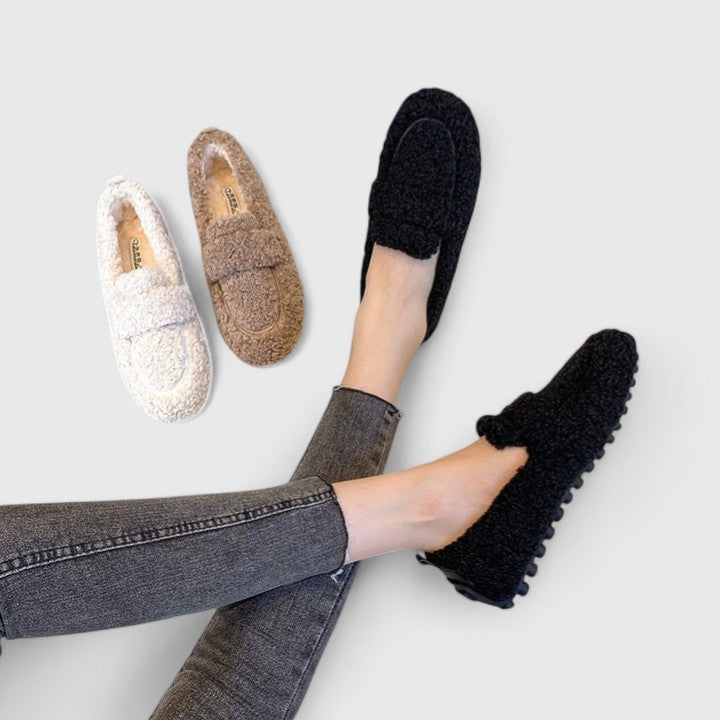 Solene | Elegantly Designed Warm Slippers