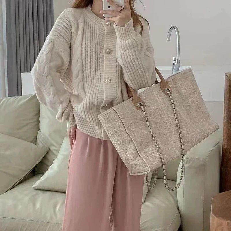 Sarah - Elegant Soft Cardigan