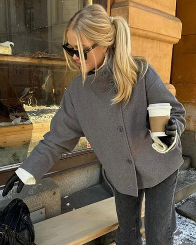 Claire Kappa High Collar