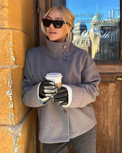 Claire Kappa High Collar