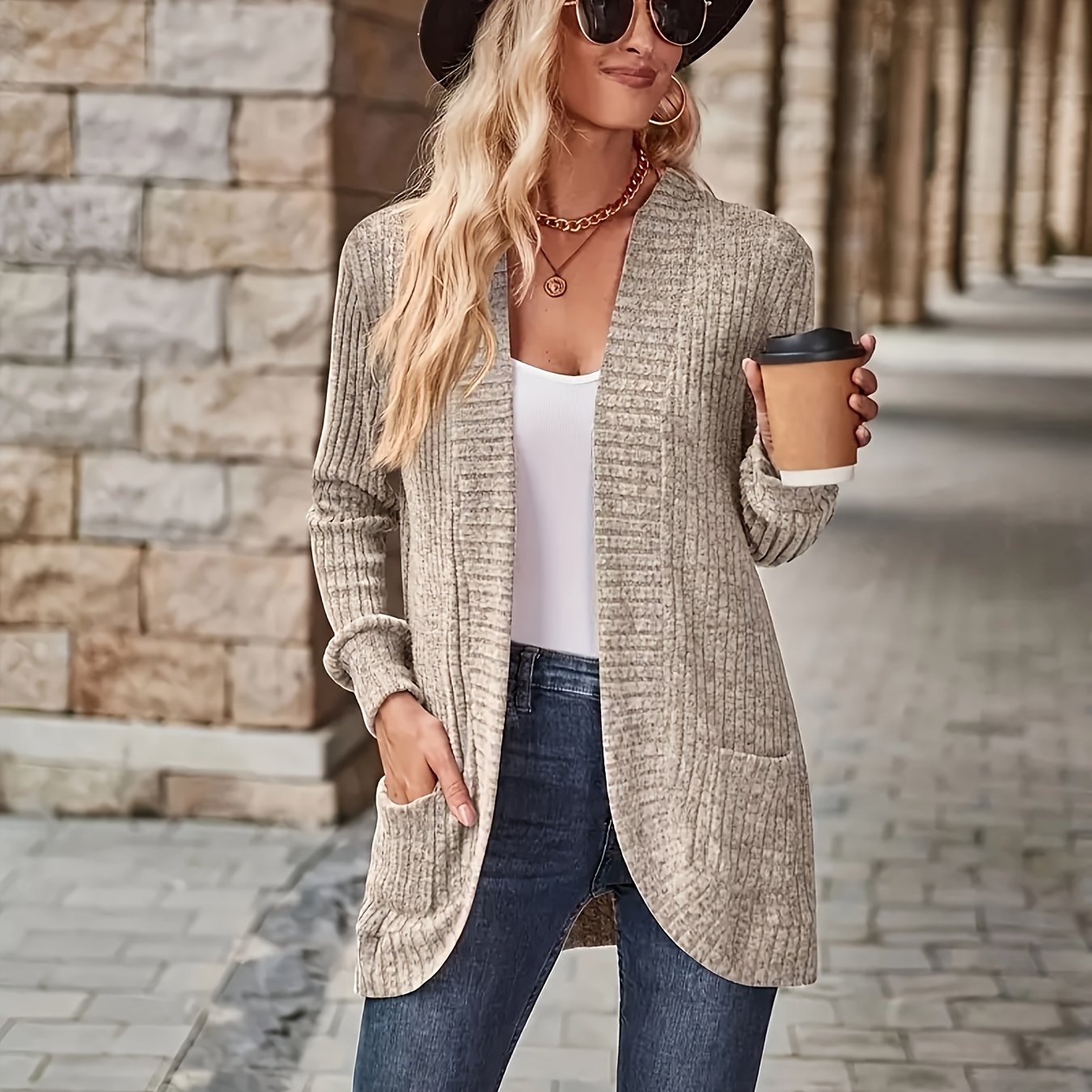 Valmai - Chic Cardigan