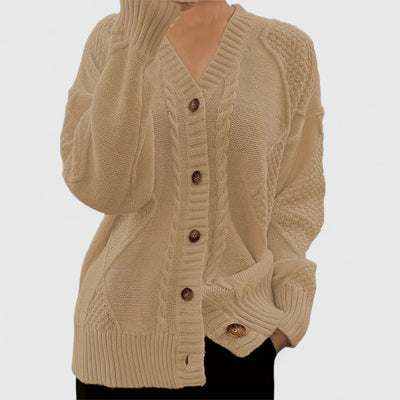 Gina - Chic and Stylish Cardigan