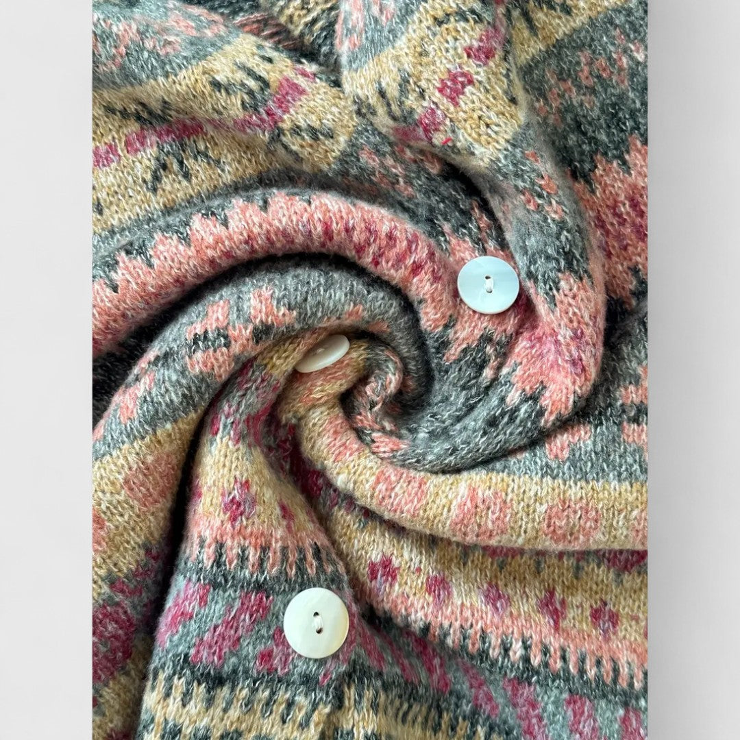 Lila - Chic and Stylish Cardigan