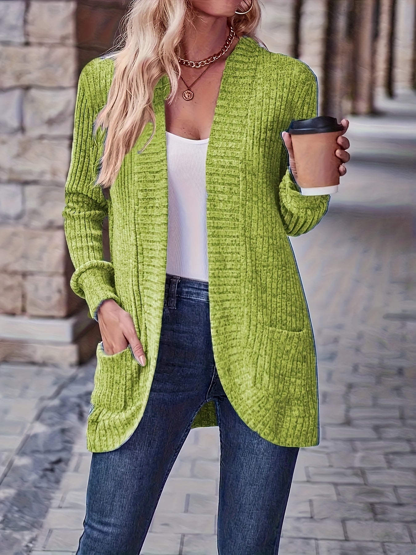 Valmai - Chic Cardigan
